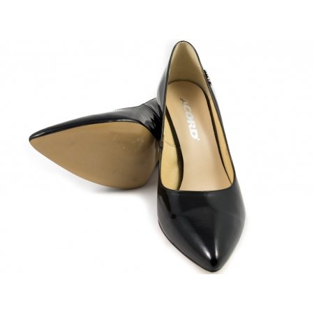 Czółenka Acord 5814-042 czarny lakier